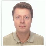 Profesor de inglés con experiencia, licenciado en Filología Inglesa, Certificado de Aptitud Pedagógica y Ciclo Superior de Inglés en la Escuela Oficial de Idiomas se ofrece a dar clases particulares on line